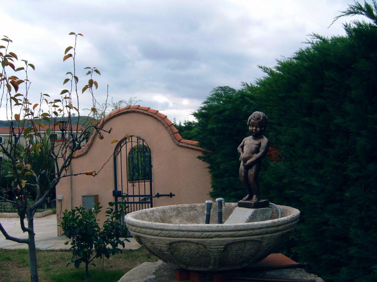 La Planquette Acomodação com café da manhã Castelnou Exterior foto